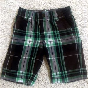 Boys GYMBOREE Green & Navy plaid shorts. Sz 6